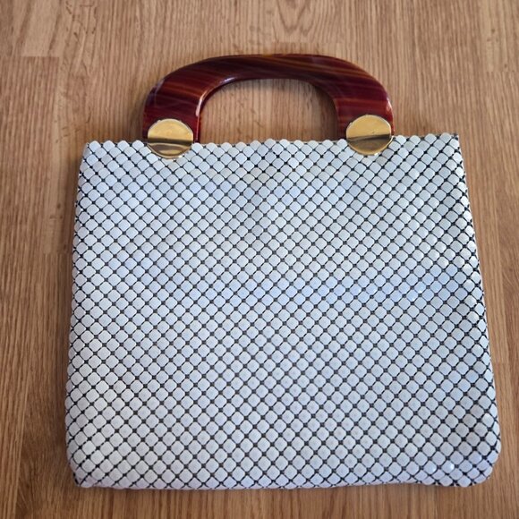 Vintage Whiting & Davis White Mesh Tote with Tortoise Handles - Picture 8 of 12